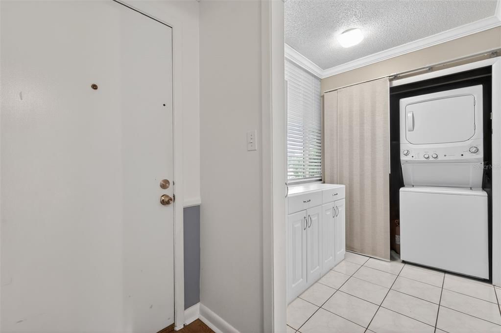 For Sale: $180,000 (2 beds, 2 baths, 1150 Square Feet)