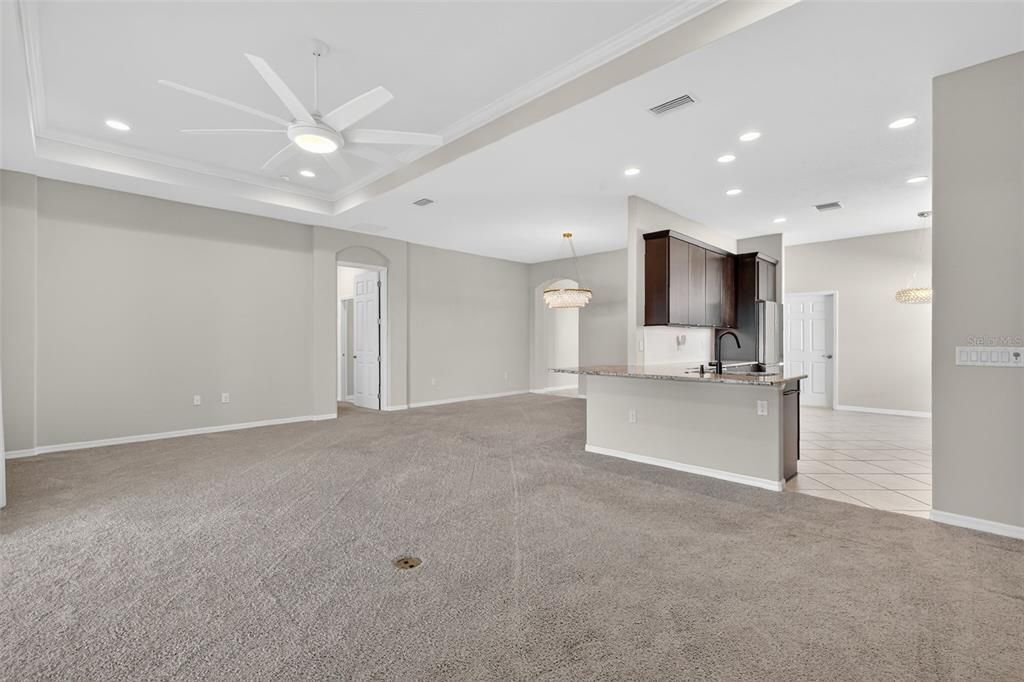 For Sale: $544,000 (3 beds, 2 baths, 2000 Square Feet)