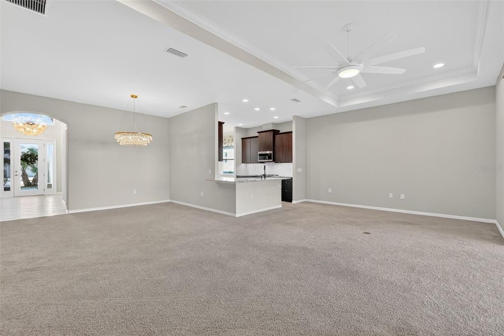 For Sale: $544,000 (3 beds, 2 baths, 2000 Square Feet)