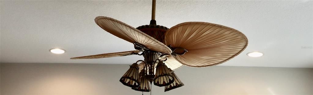 For Sale: $544,000 (3 beds, 2 baths, 2000 Square Feet)