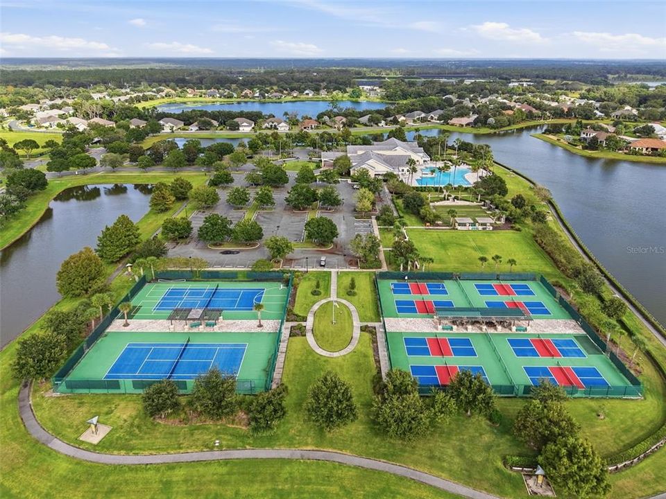 For Sale: $544,000 (3 beds, 2 baths, 2000 Square Feet)