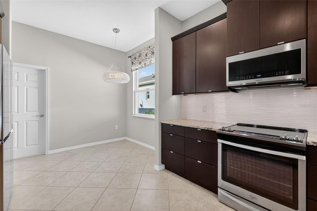 For Sale: $544,000 (3 beds, 2 baths, 2000 Square Feet)