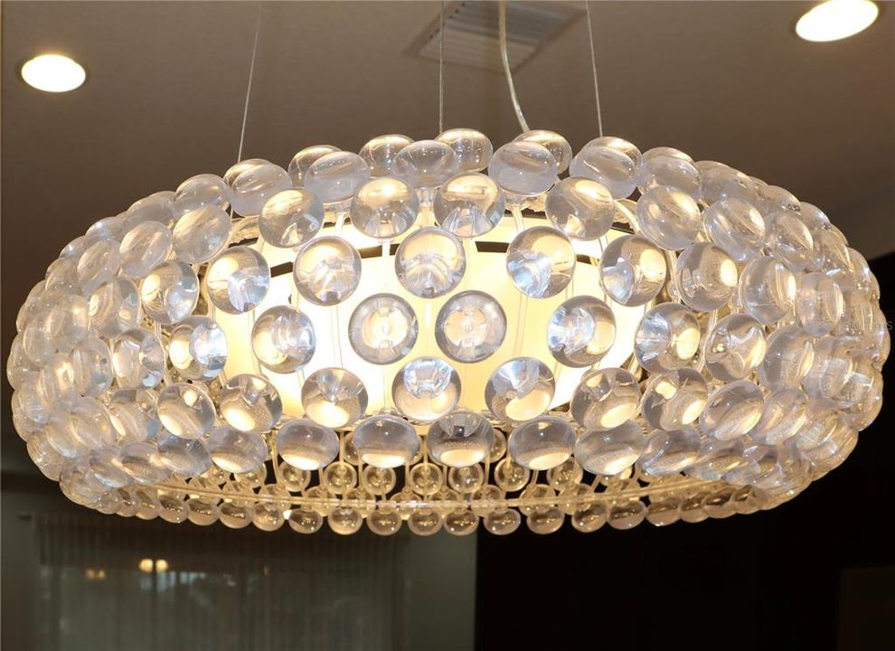 For Sale: $544,000 (3 beds, 2 baths, 2000 Square Feet)