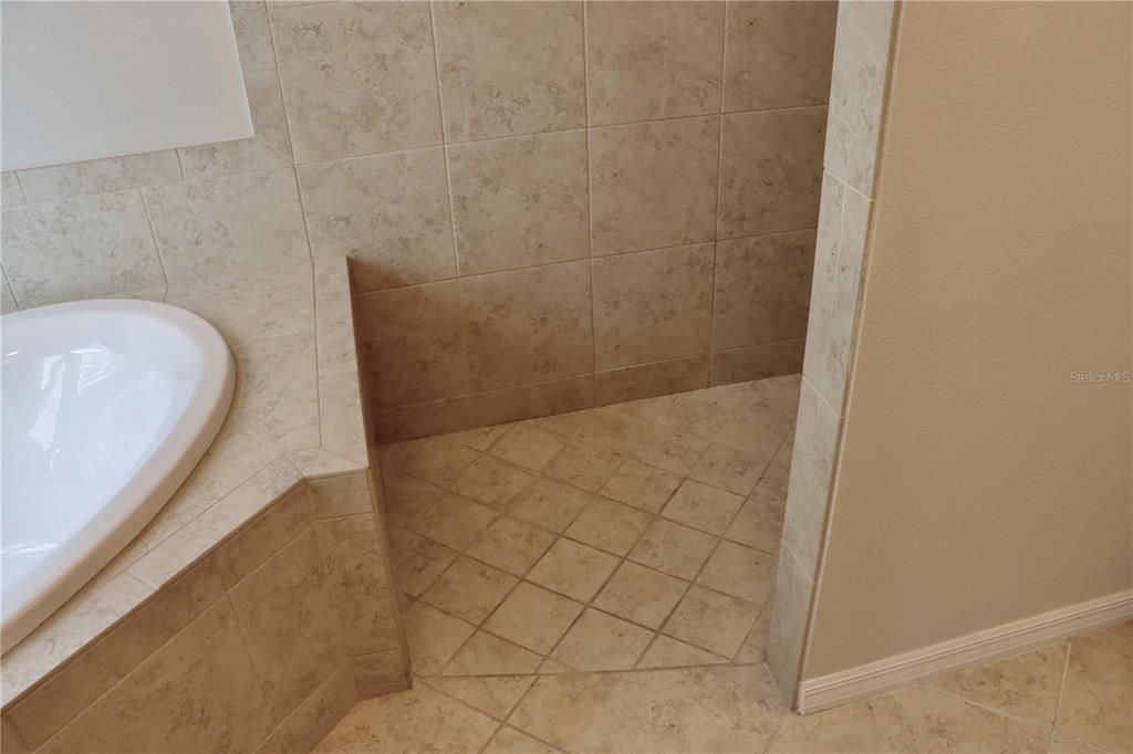 For Sale: $544,000 (3 beds, 2 baths, 2000 Square Feet)