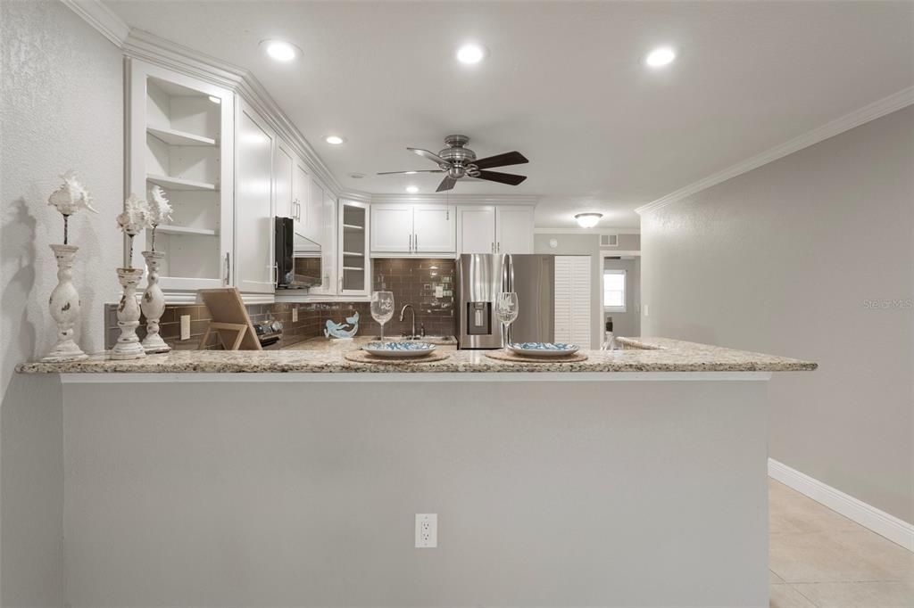 For Rent: $2,400 (2 beds, 2 baths, 1236 Square Feet)