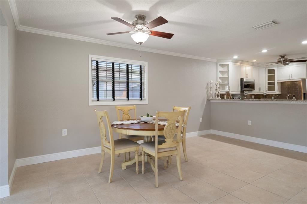 For Rent: $2,400 (2 beds, 2 baths, 1236 Square Feet)