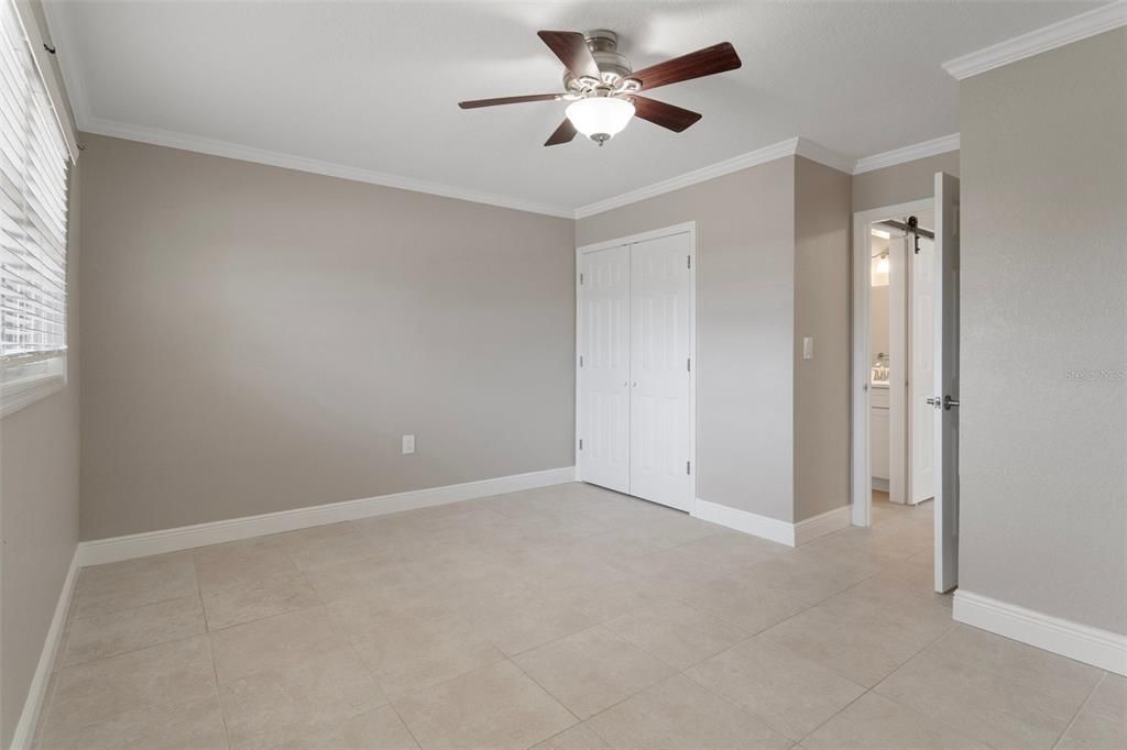 For Rent: $2,400 (2 beds, 2 baths, 1236 Square Feet)