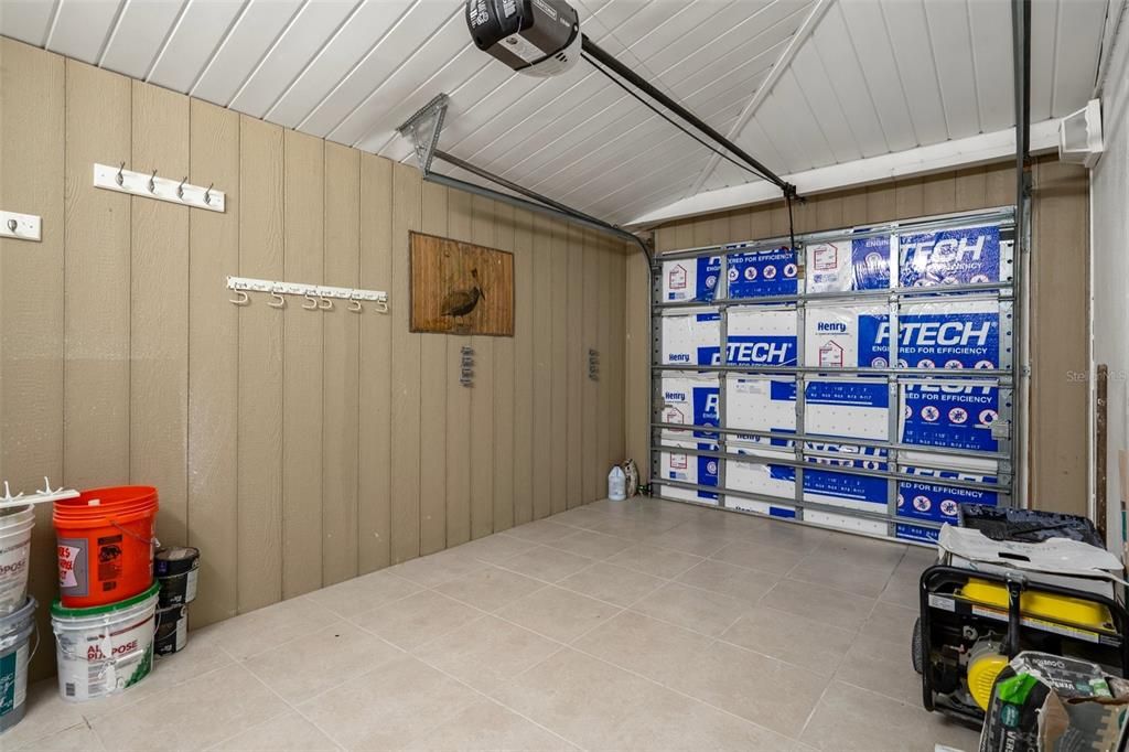 For Rent: $2,400 (2 beds, 2 baths, 1236 Square Feet)