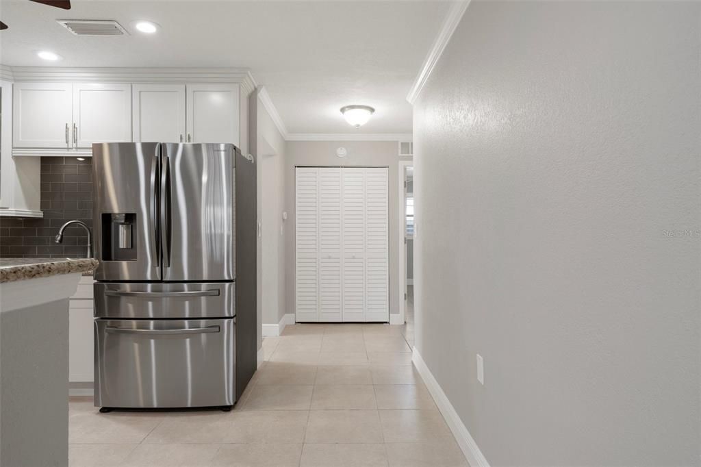 For Rent: $2,400 (2 beds, 2 baths, 1236 Square Feet)