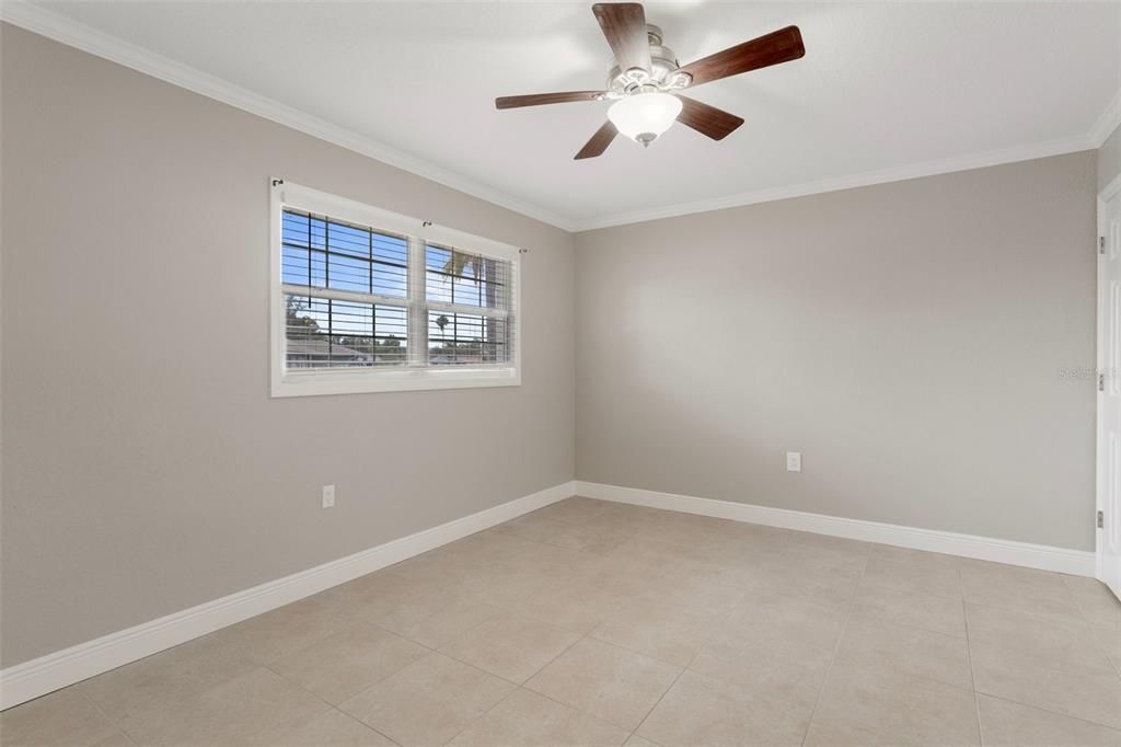 For Rent: $2,400 (2 beds, 2 baths, 1236 Square Feet)