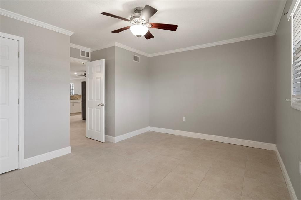 For Rent: $2,400 (2 beds, 2 baths, 1236 Square Feet)