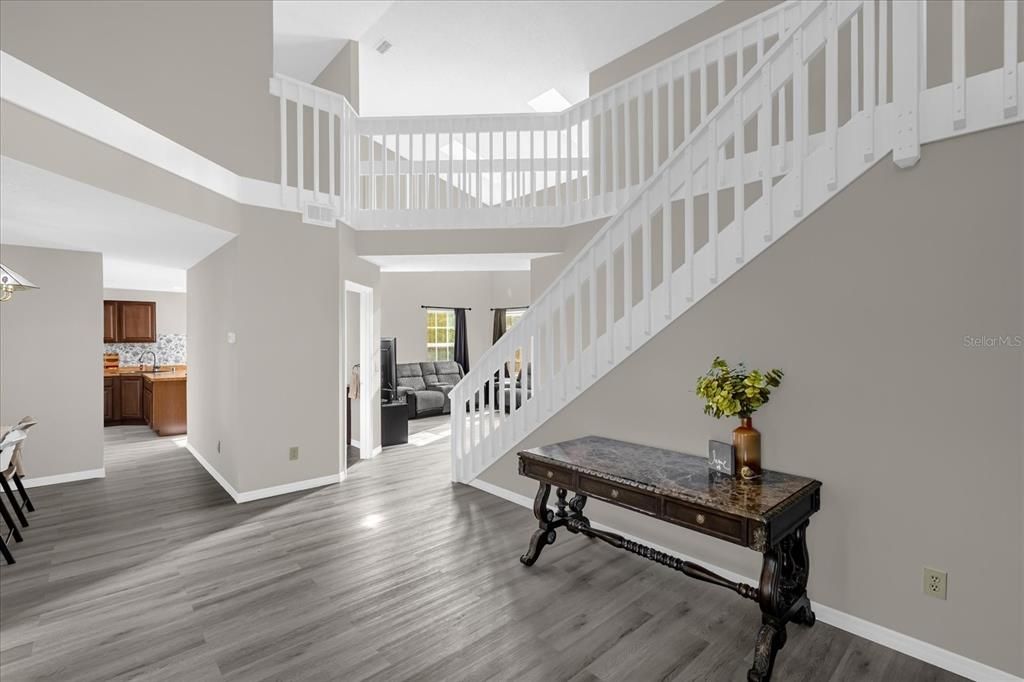 En Venta: $450,000 (4 camas, 2 baños, 1834 Pies cuadrados)