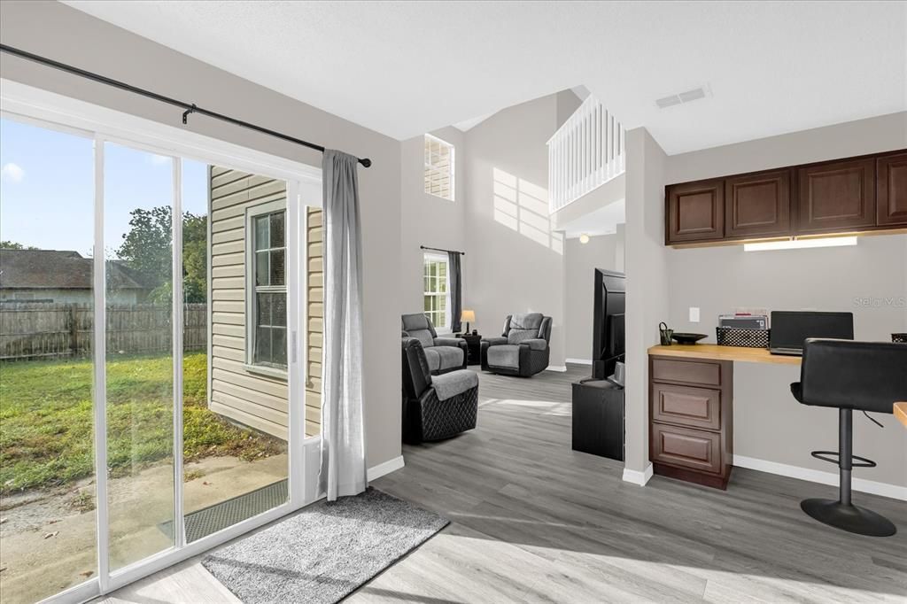 En Venta: $450,000 (4 camas, 2 baños, 1834 Pies cuadrados)