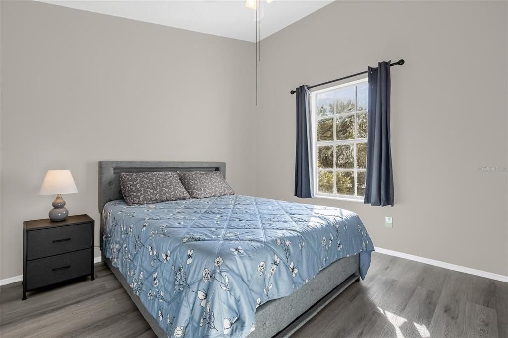 En Venta: $450,000 (4 camas, 2 baños, 1834 Pies cuadrados)