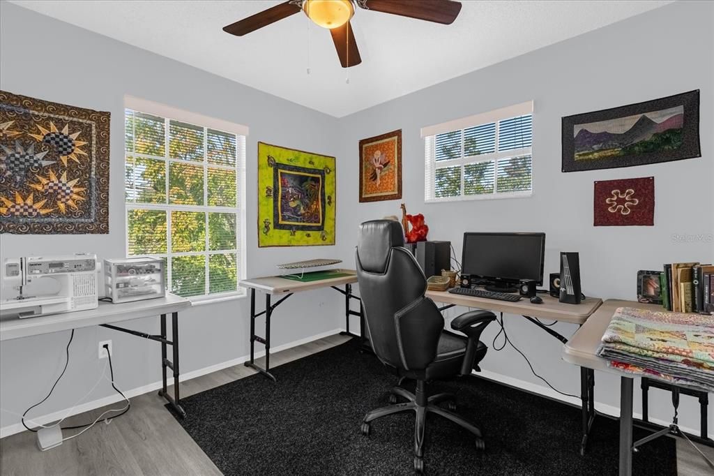 En Venta: $450,000 (4 camas, 2 baños, 1834 Pies cuadrados)