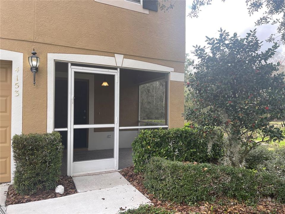 出租: $2,100 (3 贝兹, 2 浴室, 1880 平方英尺)