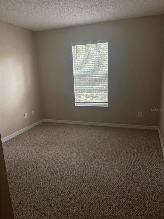 出租: $2,100 (3 贝兹, 2 浴室, 1880 平方英尺)