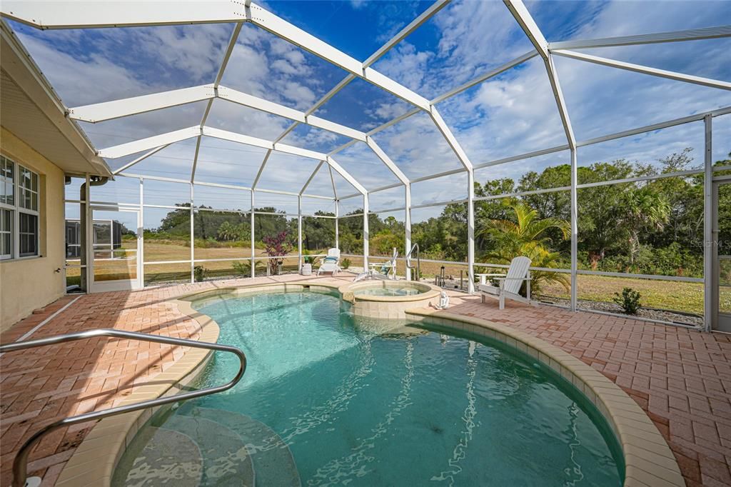 En Venta: $599,000 (3 camas, 2 baños, 3339 Pies cuadrados)