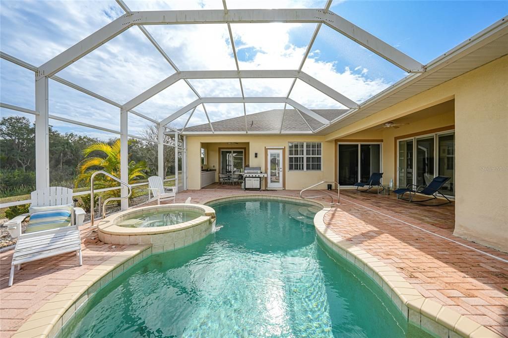 En Venta: $599,000 (3 camas, 2 baños, 3339 Pies cuadrados)