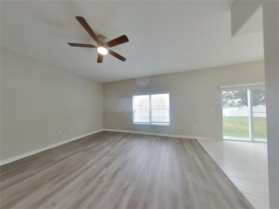 For Rent: $2,499 (3 beds, 2 baths, 2364 Square Feet)