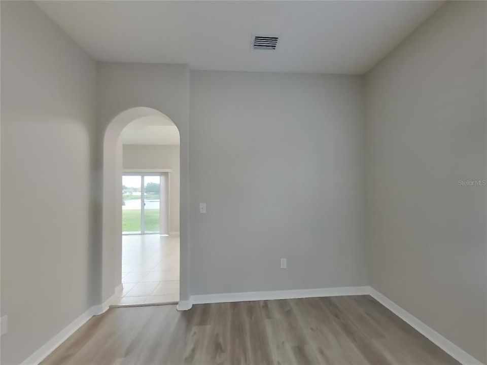 For Rent: $2,499 (3 beds, 2 baths, 2364 Square Feet)