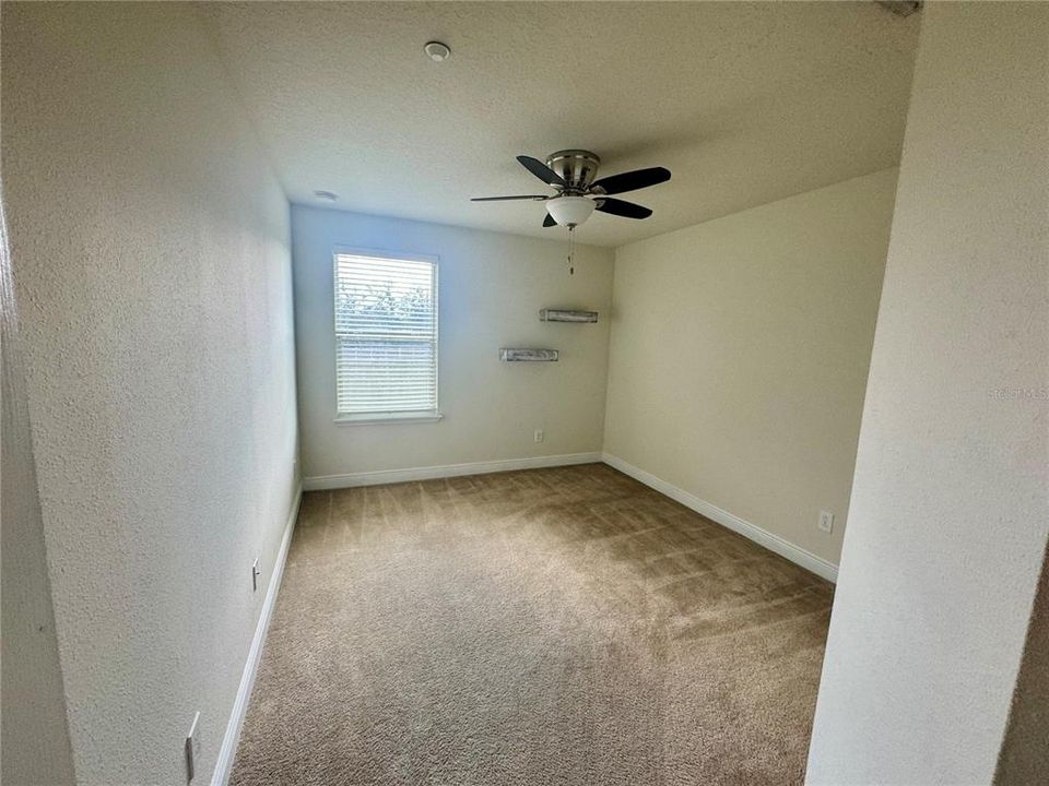 For Rent: $2,395 (3 beds, 2 baths, 1872 Square Feet)