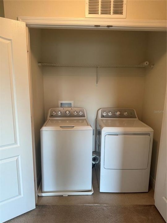 For Rent: $2,395 (3 beds, 2 baths, 1872 Square Feet)