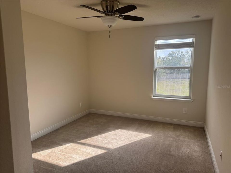 For Rent: $2,395 (3 beds, 2 baths, 1872 Square Feet)