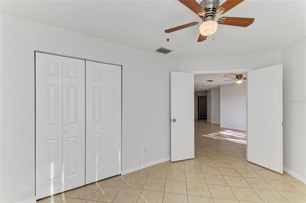 待售: $259,000 (3 贝兹, 2 浴室, 1260 平方英尺)