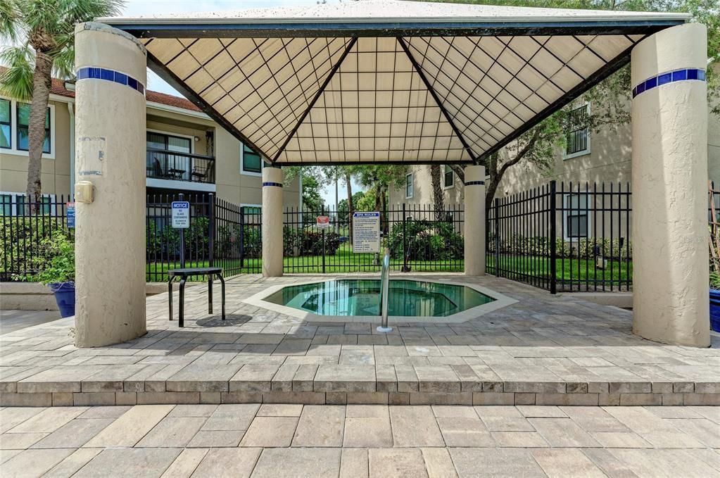 待售: $259,000 (3 贝兹, 2 浴室, 1260 平方英尺)