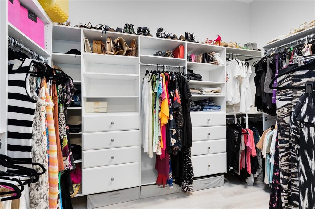 待售: $765,000 (3 贝兹, 2 浴室, 2401 平方英尺)