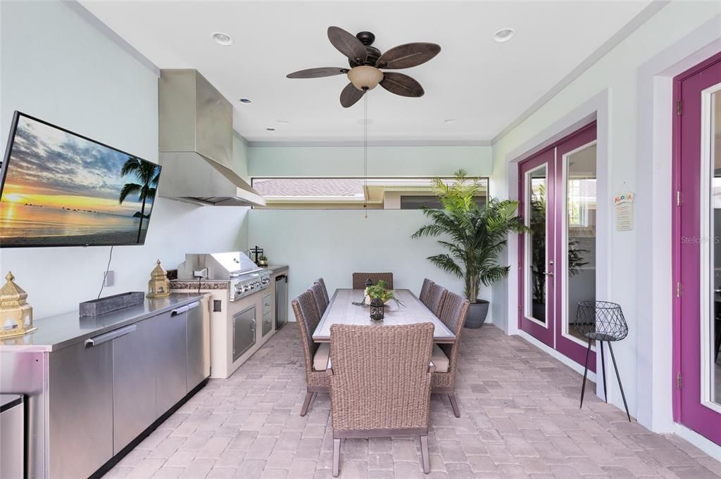 待售: $765,000 (3 贝兹, 2 浴室, 2401 平方英尺)