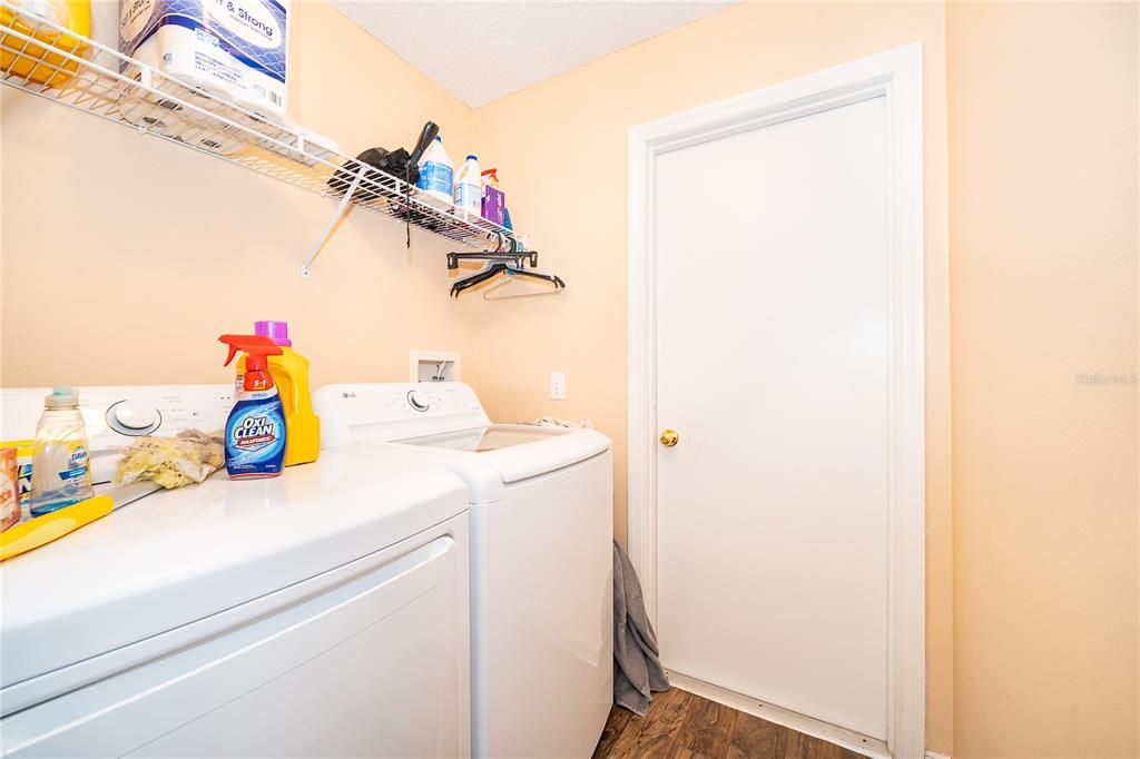 待售: $365,000 (3 贝兹, 2 浴室, 1264 平方英尺)