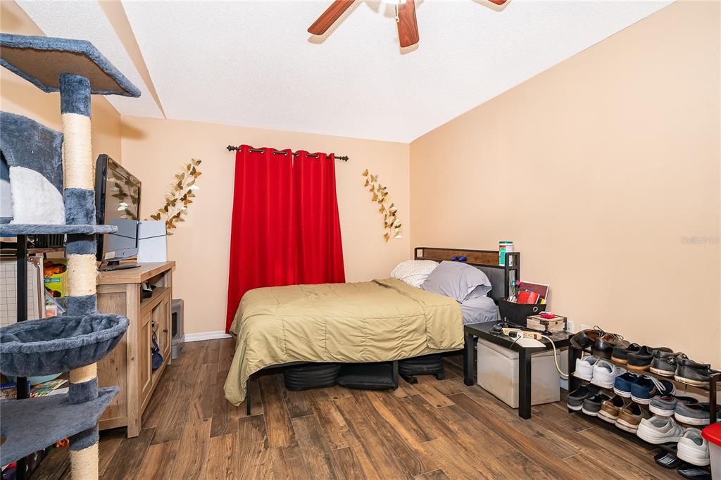 待售: $365,000 (3 贝兹, 2 浴室, 1264 平方英尺)