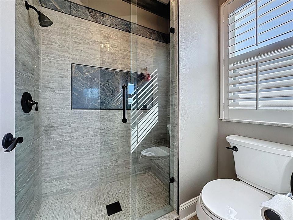 На продажу: $489,500 (2 спален, 2 ванн, 1964 Квадратных фут)