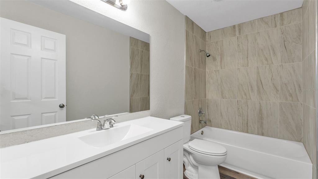 For Sale: $245,000 (2 beds, 2 baths, 1382 Square Feet)