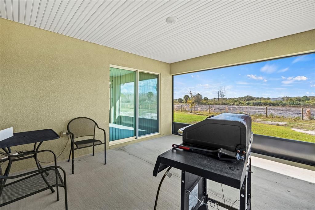 For Sale: $389,900 (3 beds, 2 baths, 1488 Square Feet)