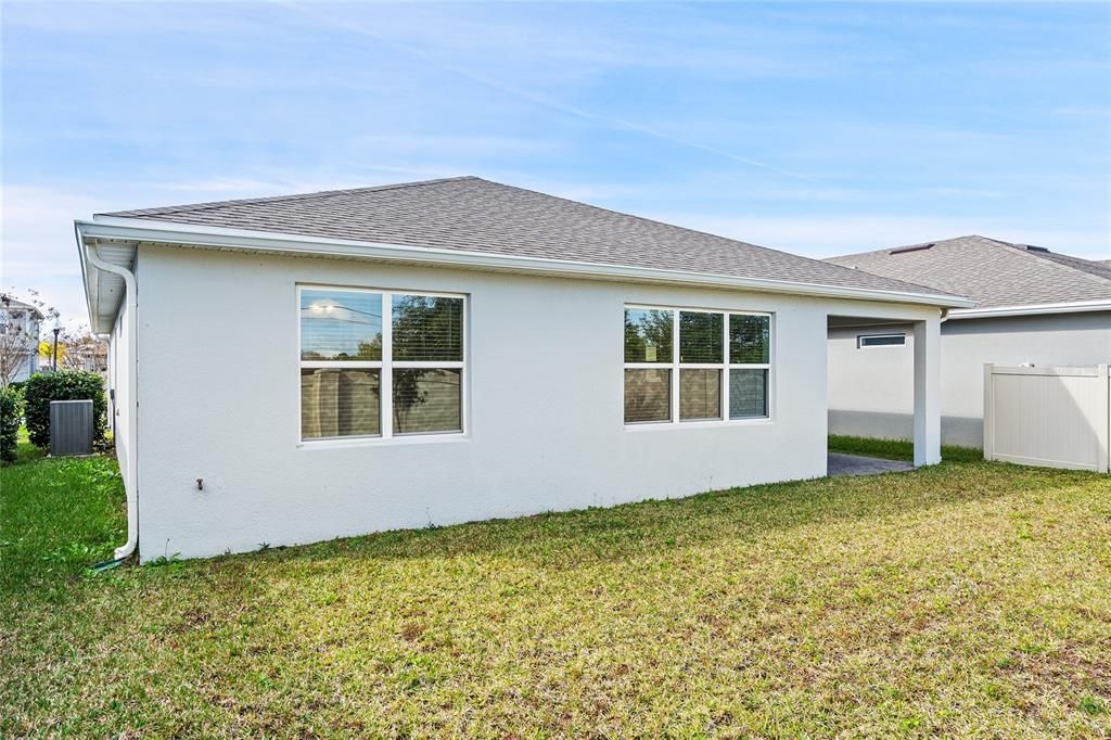 Active With Contract: $439,900 (4 beds, 2 baths, 1828 Square Feet)