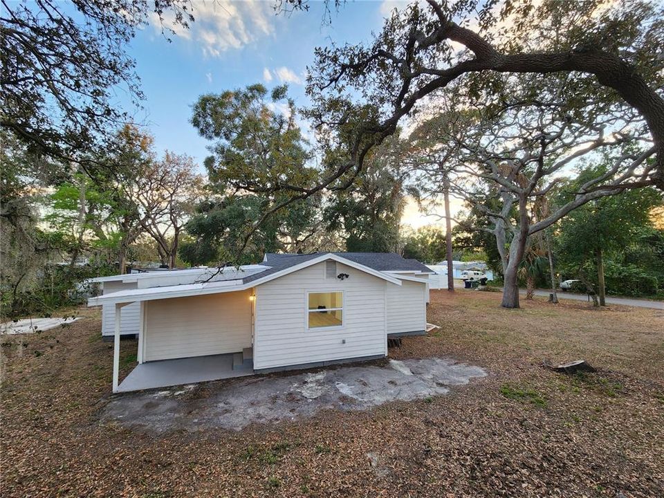 На продажу: $420,000 (4 спален, 2 ванн, 1960 Квадратных фут)