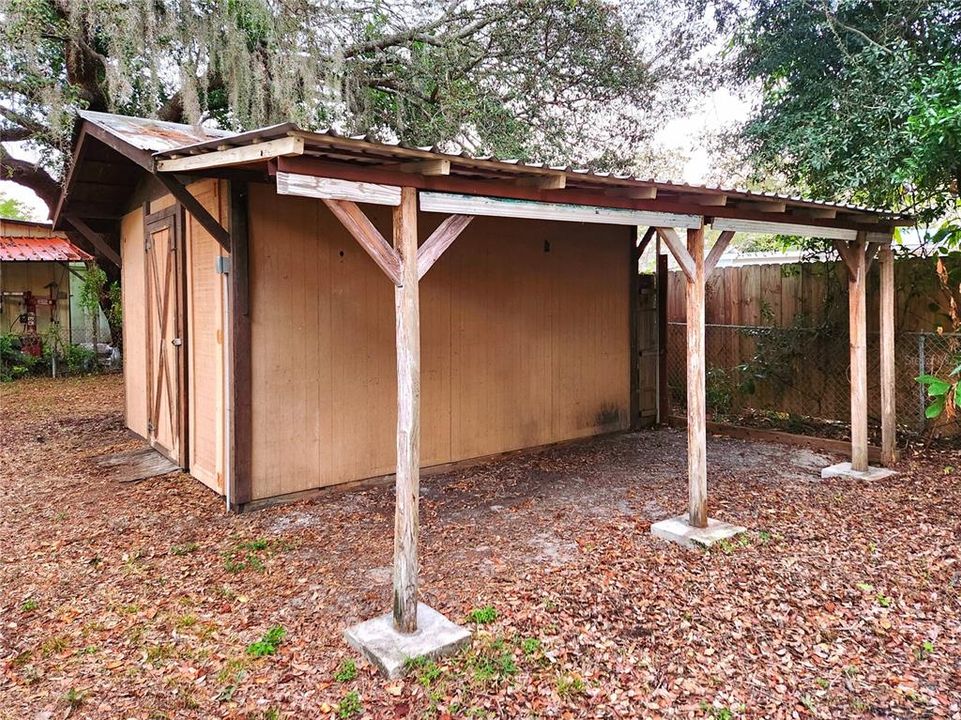 На продажу: $420,000 (4 спален, 2 ванн, 1960 Квадратных фут)