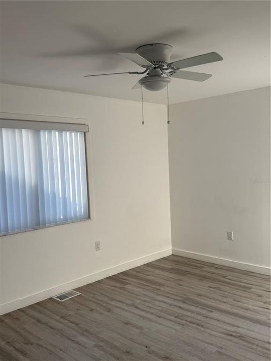 For Rent: $3,900 (3 beds, 2 baths, 1152 Square Feet)
