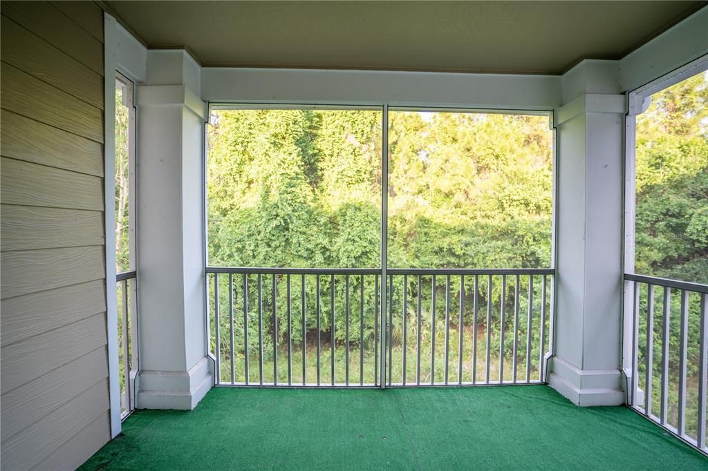 For Sale: $224,000 (2 beds, 2 baths, 1044 Square Feet)