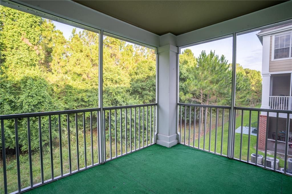 For Sale: $224,000 (2 beds, 2 baths, 1044 Square Feet)