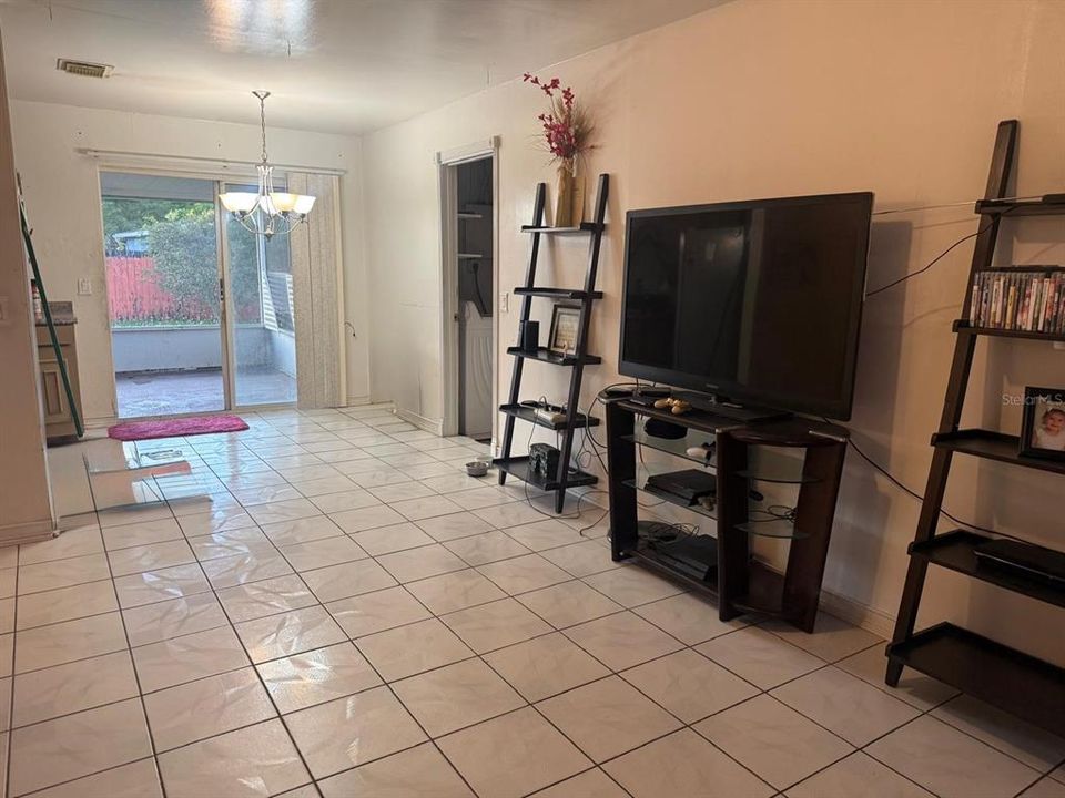 For Sale: $315,000 (4 beds, 2 baths, 1762 Square Feet)