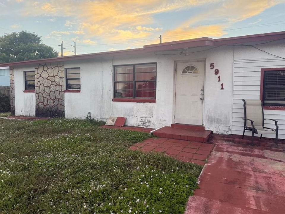For Sale: $315,000 (4 beds, 2 baths, 1762 Square Feet)