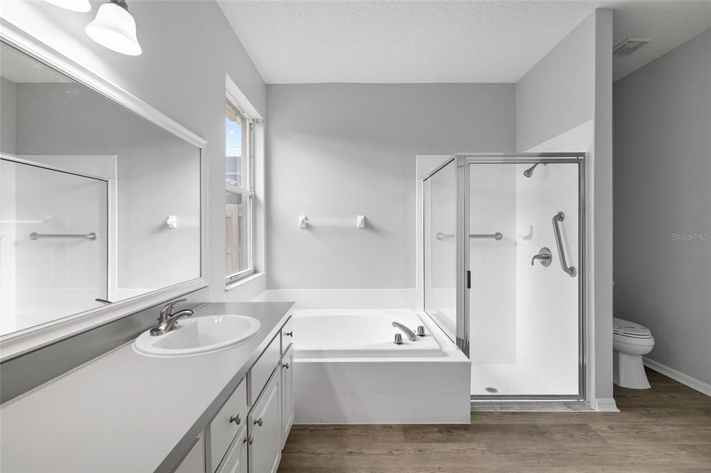 For Rent: $2,950 (3 beds, 2 baths, 1610 Square Feet)