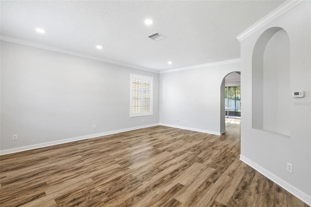 For Rent: $2,950 (3 beds, 2 baths, 1610 Square Feet)