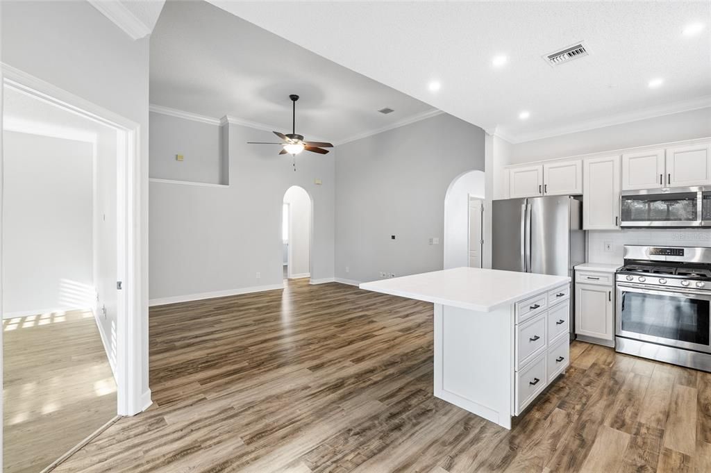 For Rent: $2,950 (3 beds, 2 baths, 1610 Square Feet)