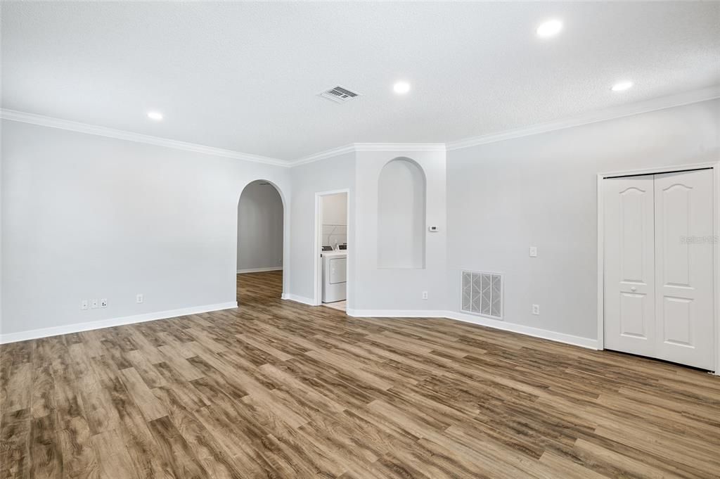 For Rent: $2,950 (3 beds, 2 baths, 1610 Square Feet)