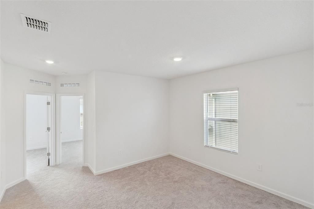 En Renta: $1,850 (3 camas, 2 baños, 1873 Pies cuadrados)